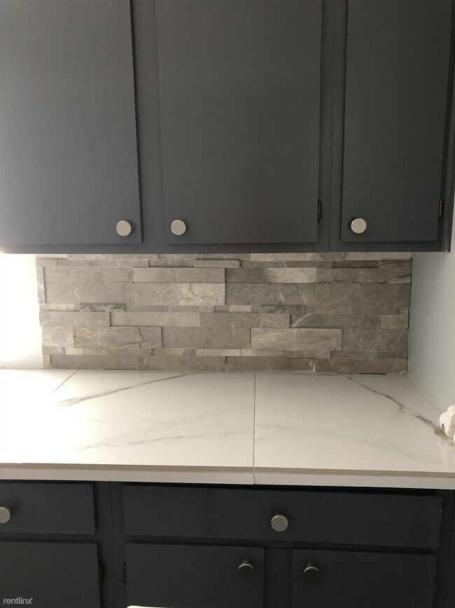 Foto del edificio - 2 br, 1 bath House - 405 18th Street