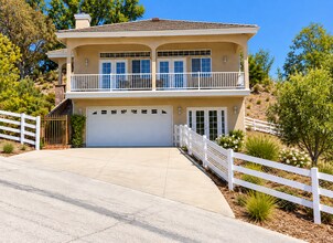 Building Photo - 31325 Sloan Canyon Rd