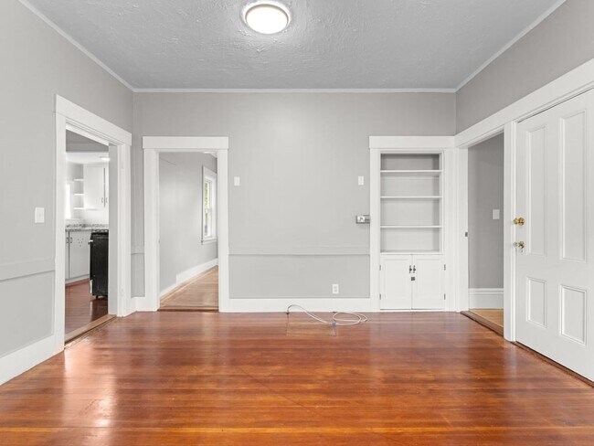 Foto del edificio - 40 W Central St