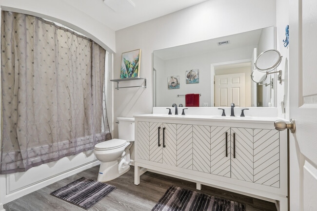 Foto del edificio - 322 E Central Blvd