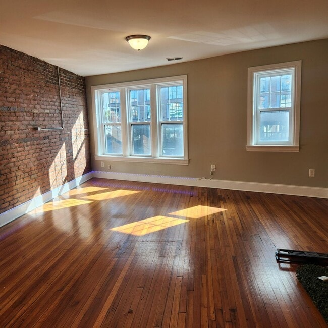 Interior Photo - Branch Lofts