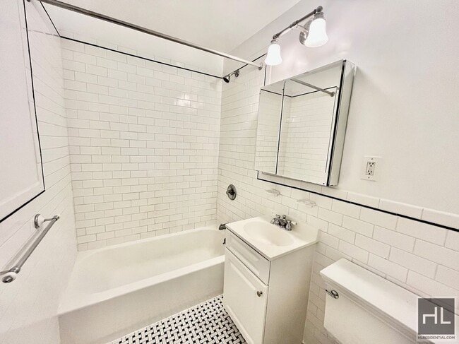 Building Photo - WEST 73 STREET