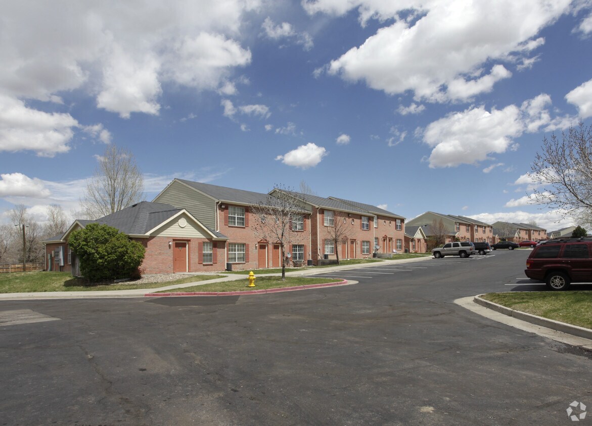 Greens of Northglenn Apartments Apartments in Northglenn, CO