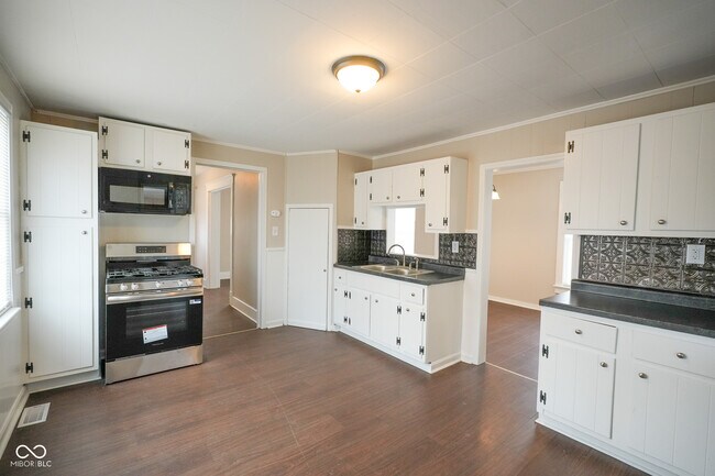 Foto del edificio - 1228 Webster Ave