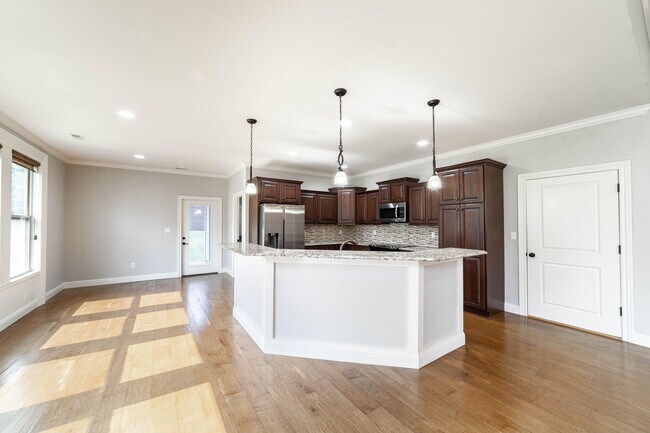 Building Photo - 1308 Saddle Bag Ct