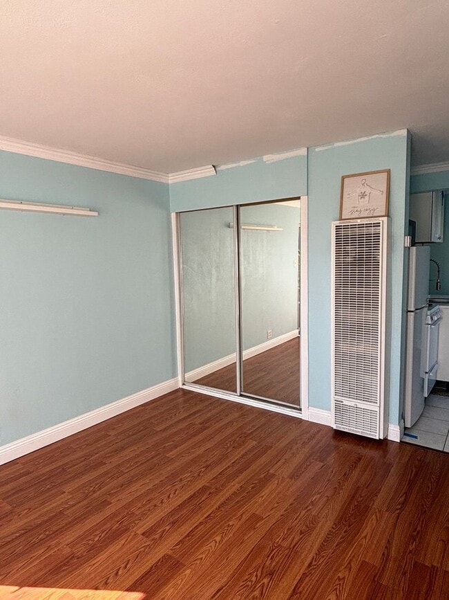 Foto del edificio - 2832 Charlemagne Ave