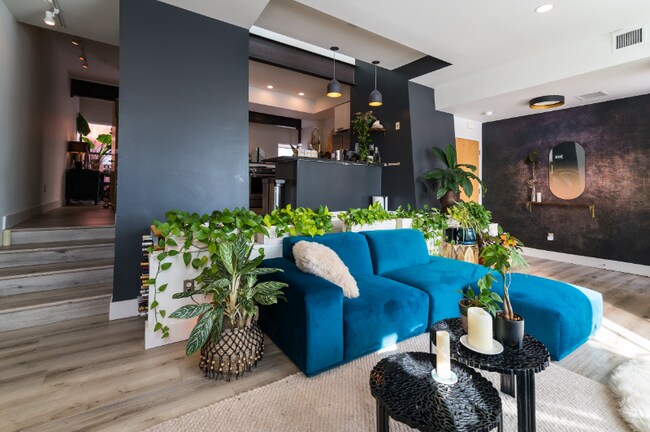 Foto del edificio - 2565 Champa St