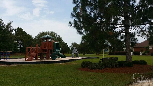 Building Photo - 5721 Dunbar Cir