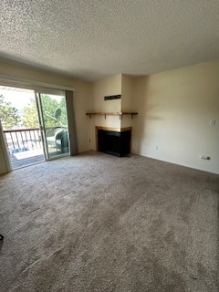Living room walks out to deck balcony - 509 Mountain View Pl