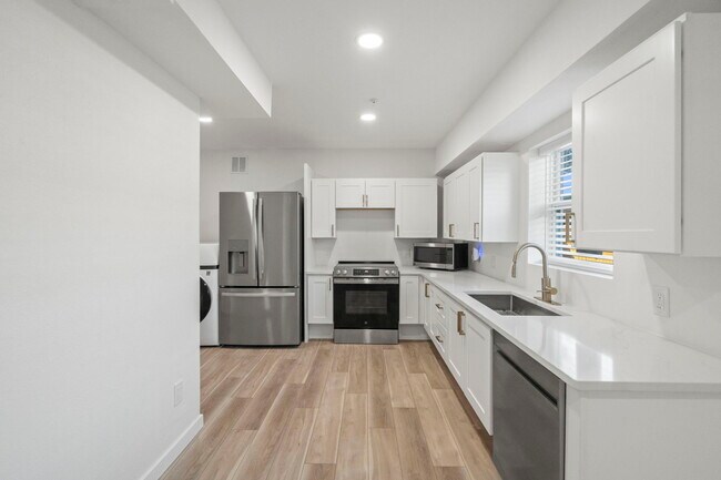 Foto del edificio - 3103 16th St N