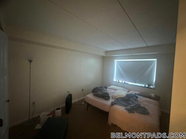 Foto del edificio - 51 Hill Rd