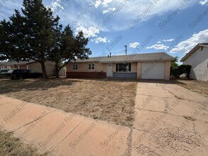 Building Photo - 3104 Duckworth Ave