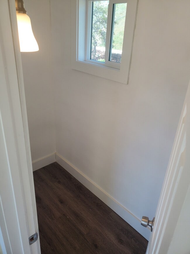 Building Photo - 21779 Temescal Canyon Rd