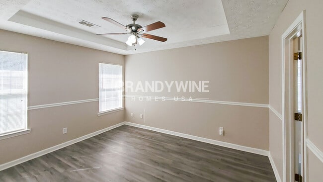 Building Photo - 369 Autumn Lake Dr