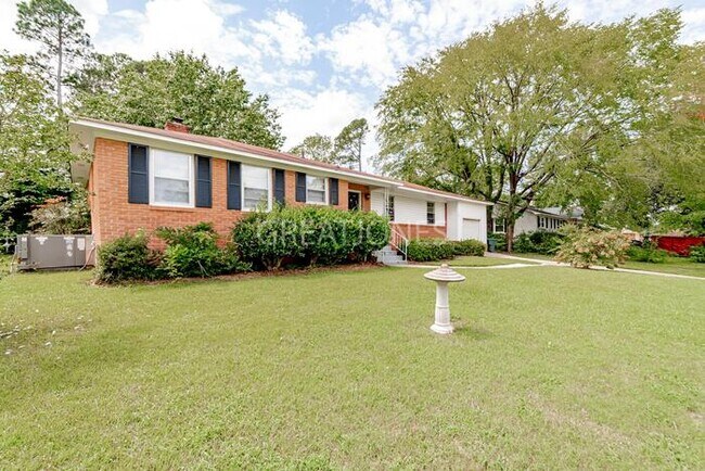 Foto del edificio - Charming 3 bedroom home in Columbia!