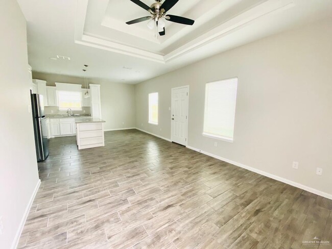 Foto del edificio - 1101 W Sunset Valley St