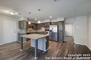 Foto del edificio - 3206 Quakertown Dr