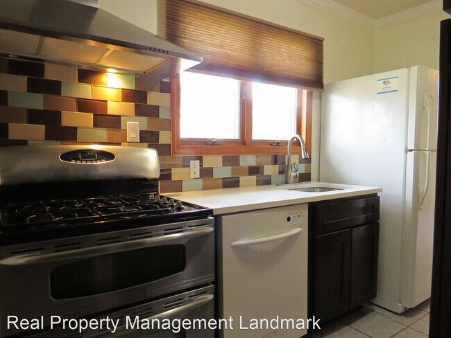 Building Photo - 3 br, 2 bath House - 5 Manetto Drive