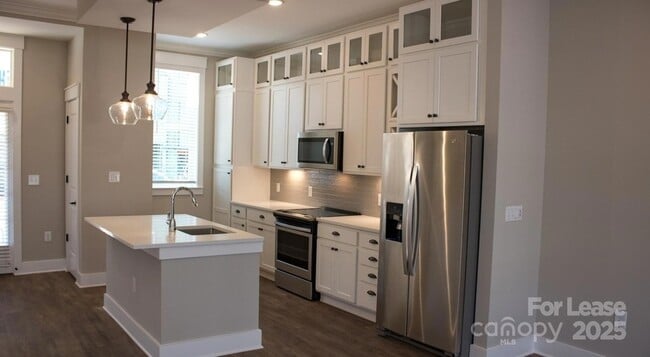 Foto del edificio - 17014 Fairmount Way