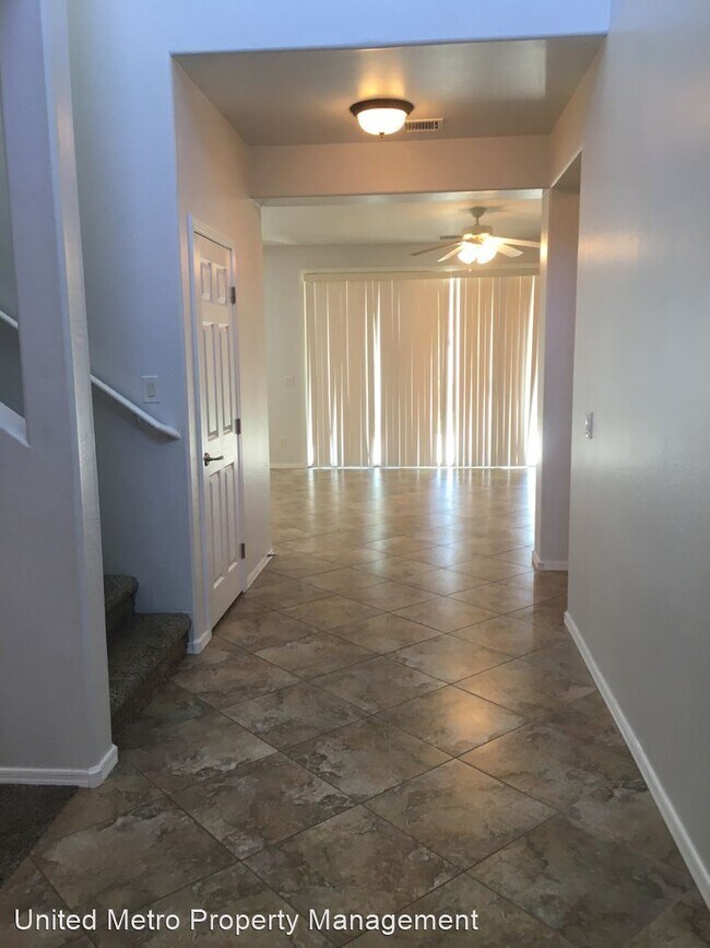 Building Photo - 3 br, 2.5 bath House - 7239 E. Barefoot Lane