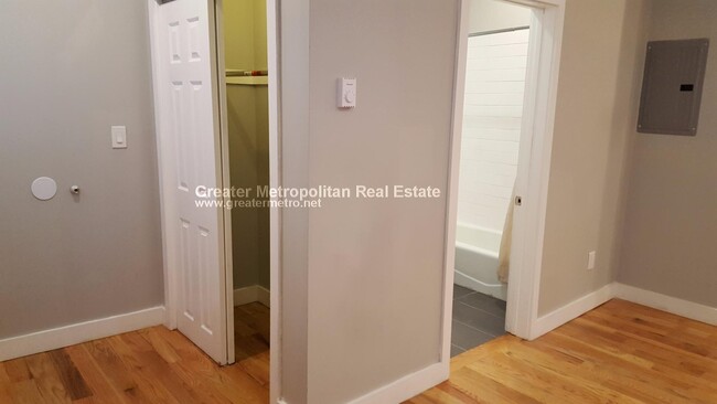 Foto del edificio - 535 E 8th St