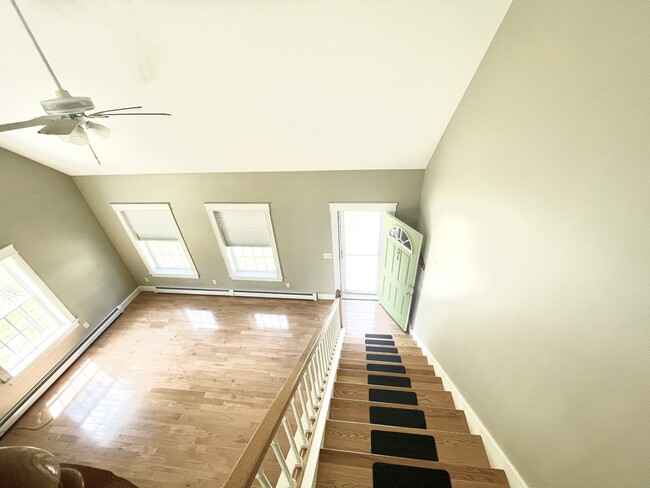 Building Photo - 31 Sergeant Ln