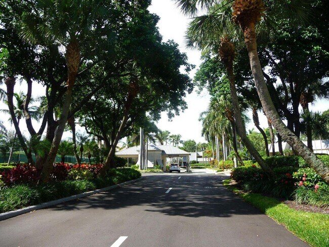 Foto del edificio - 26 Royal Palm Way