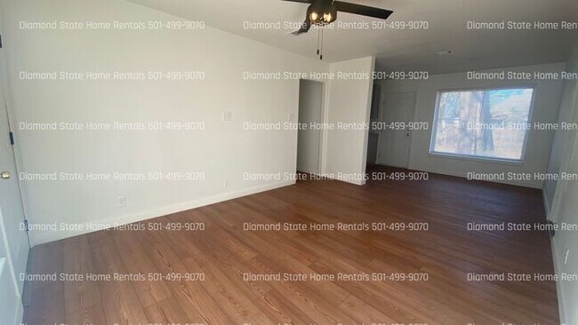 Foto del edificio - 27 Barbara Dr