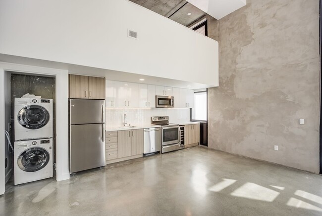 Building Photo - Brand New 1 bed/1 Bath Loft at The Mariposa