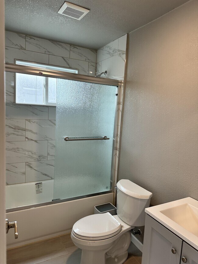 Photo - 475 Fortuna Ave House