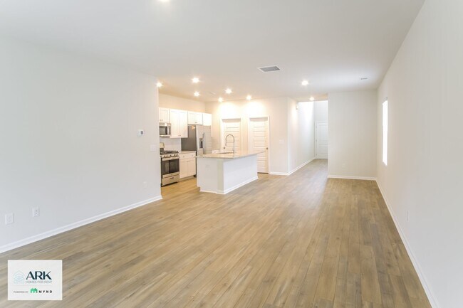 Foto del edificio - 1145 Joywood Dr