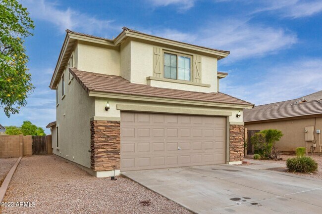 Building Photo - 34723 N Open Range Dr