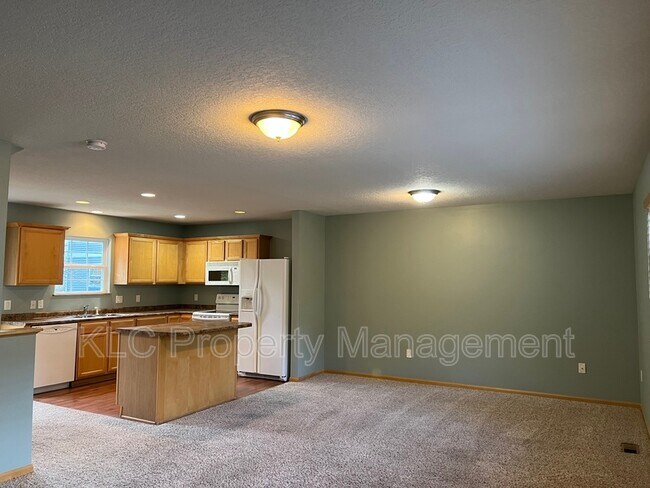 Foto del edificio - 5558 Kenton Ln