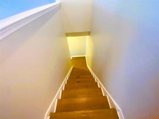 Foto del edificio - 423 Disston Ave