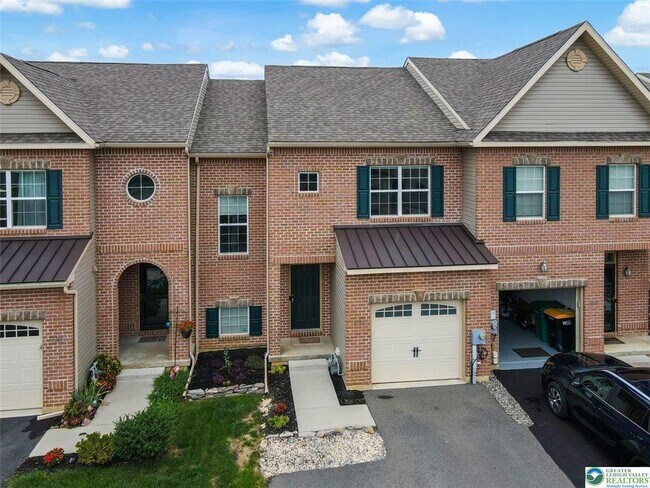 Building Photo - 4492 Cottonwood Dr