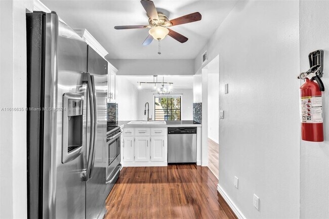 Foto del edificio - 20730 NE 8th Ct