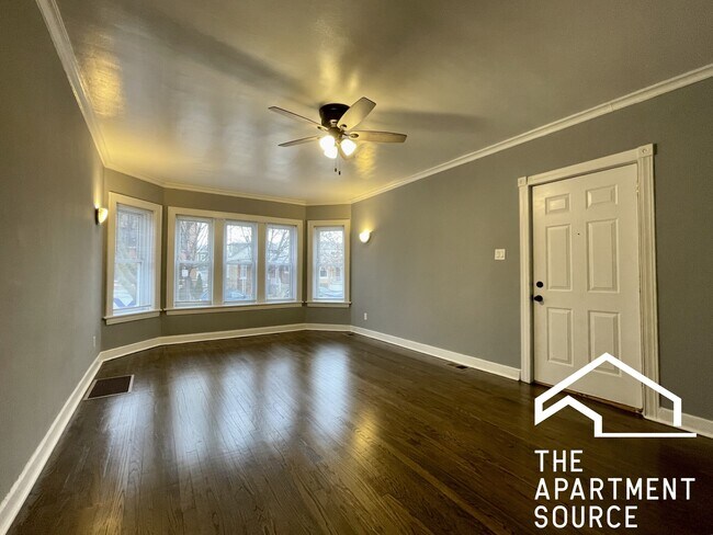 Foto del edificio - 2301 N Lowell Ave