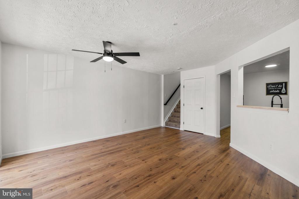 Primary Photo - 5307 Regal Ct