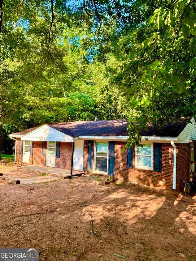 Foto principal - 315 Woodridge Cir