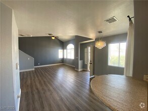 Building Photo - 1028 Allure Dr
