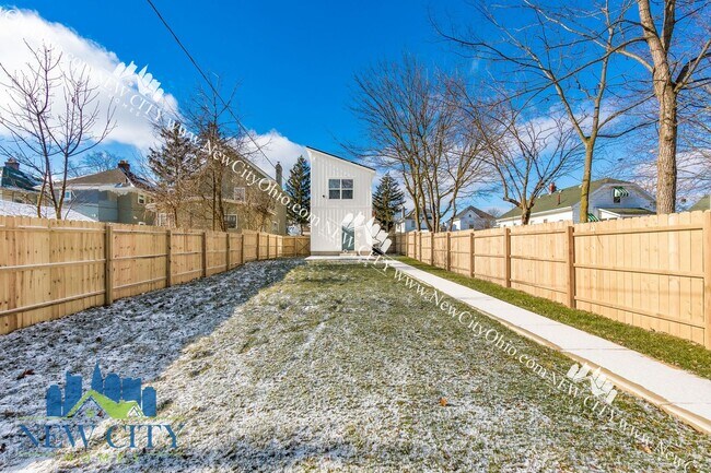 Foto del edificio - 2 Bedroom, 1.5 Bathroom Home! Recently Built!
