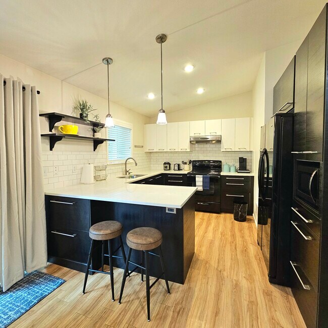 Foto del edificio - 5631 Acclamation St E