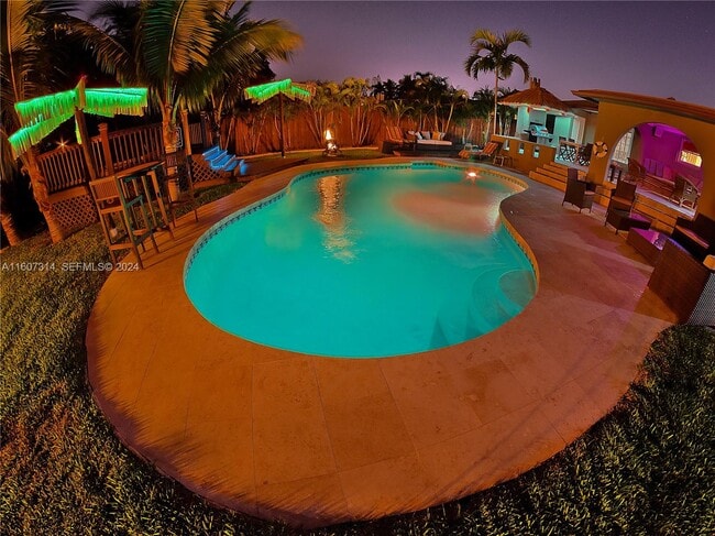 Foto del edificio - 2514 Monroe St