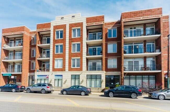 Foto del edificio - 6444 W Belmont Ave