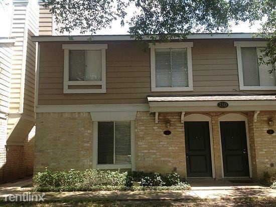 Building Photo - 15010 Memorial Dr