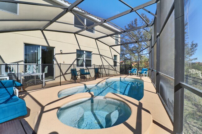 Building Photo - 400 Viola Dr