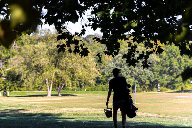 Golf enthusiasts in Belton can head to the challenging 18-hole course of Eagles' Landing.