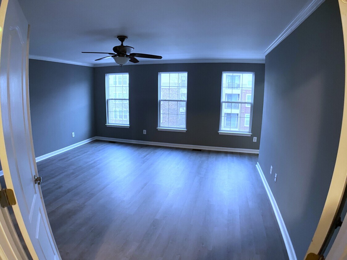 15231 Leicestershire St Unit 130, Woodbridge, VA 22191 Condo for