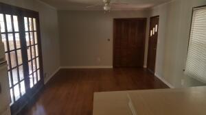 Building Photo - 1044 Alexander Dr