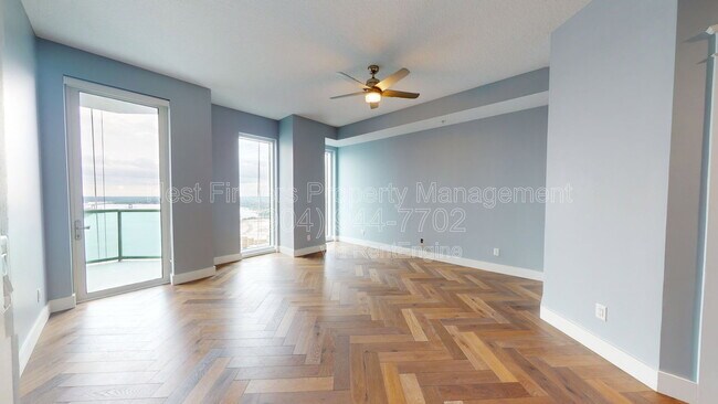 Foto del edificio - 1431 Riverplace Blvd